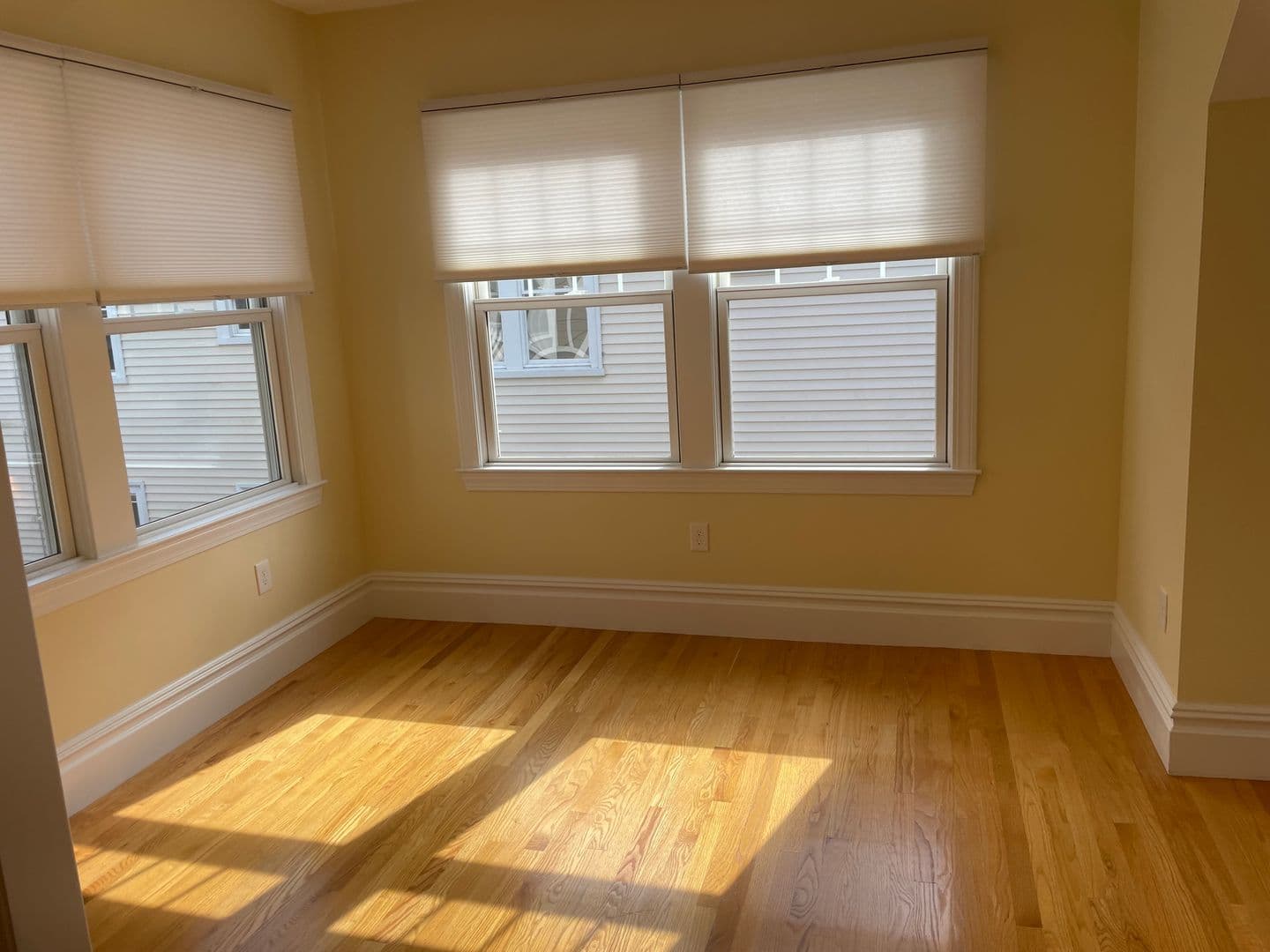 Providence Apartment: 27-29 Elmway Street