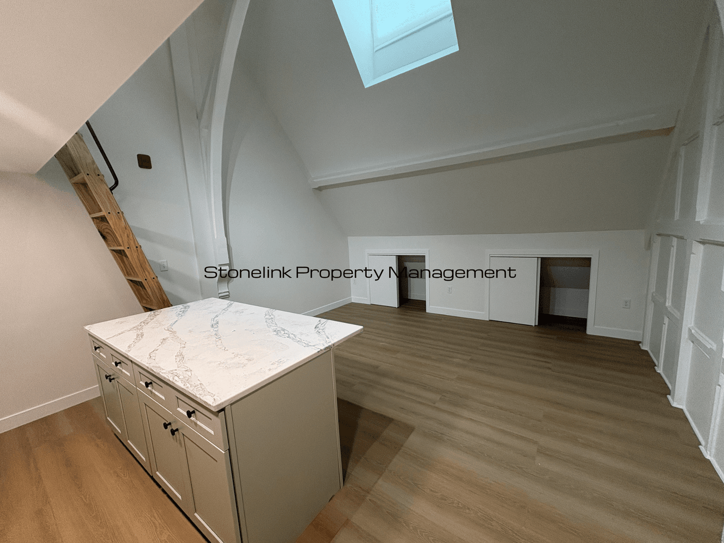 Providence Apartment: 265 Manton Avenue