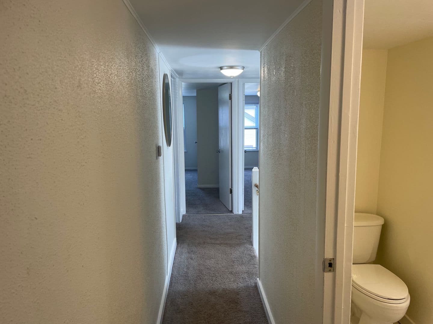 West Warwick Apartment: 16 Border Street