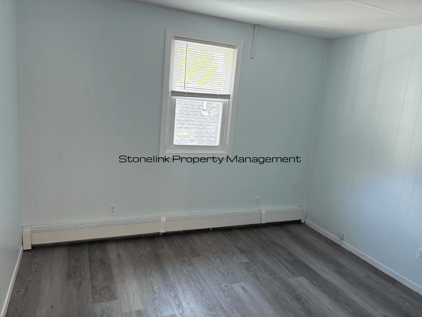 Riverside Apartment: 480 Bullocks Point Avenue