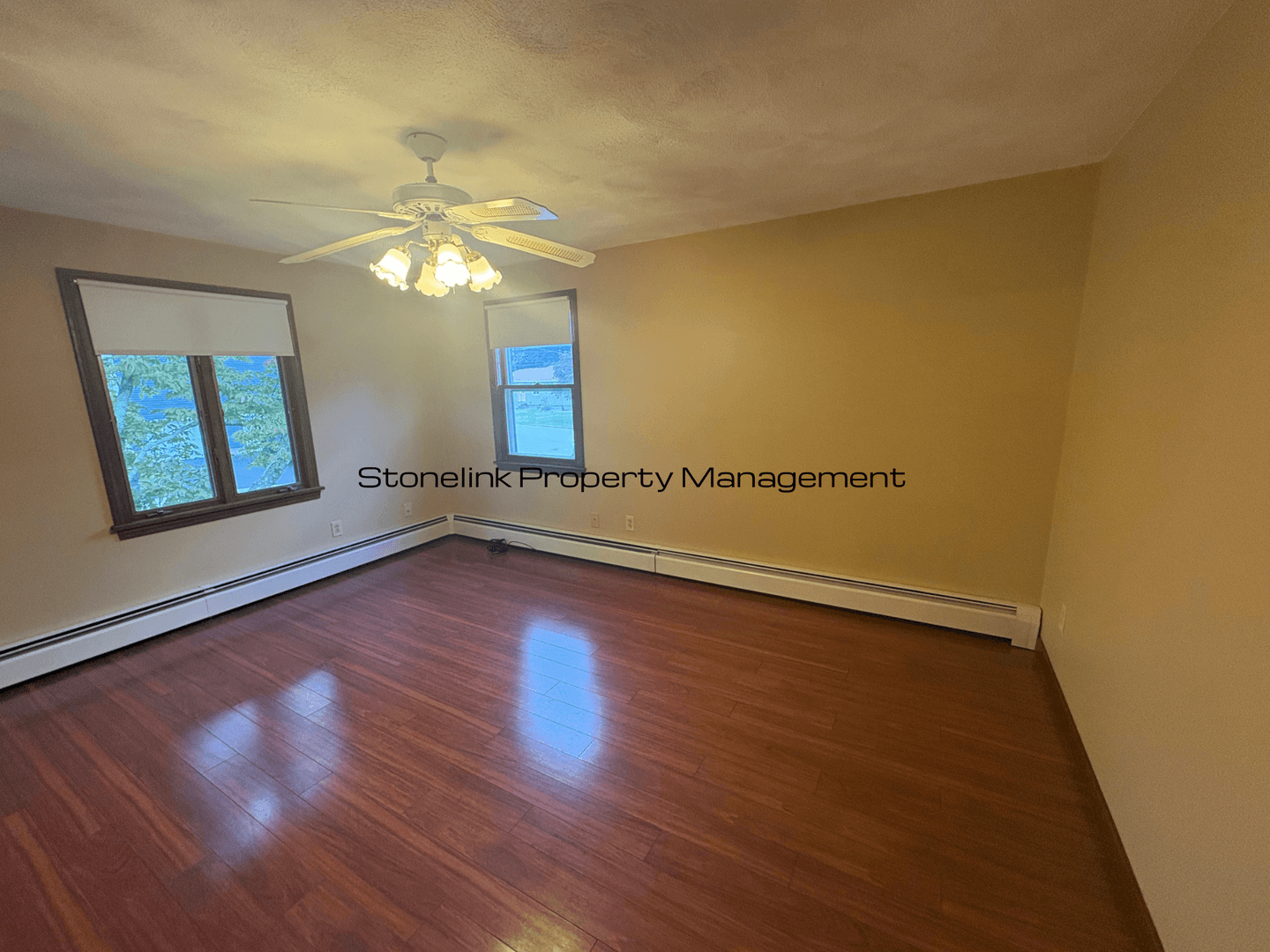 North Providence House: 2 Heritage Circle
