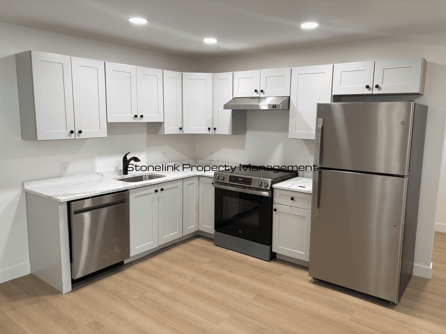 Providence Apartment: 265 Manton Avenue