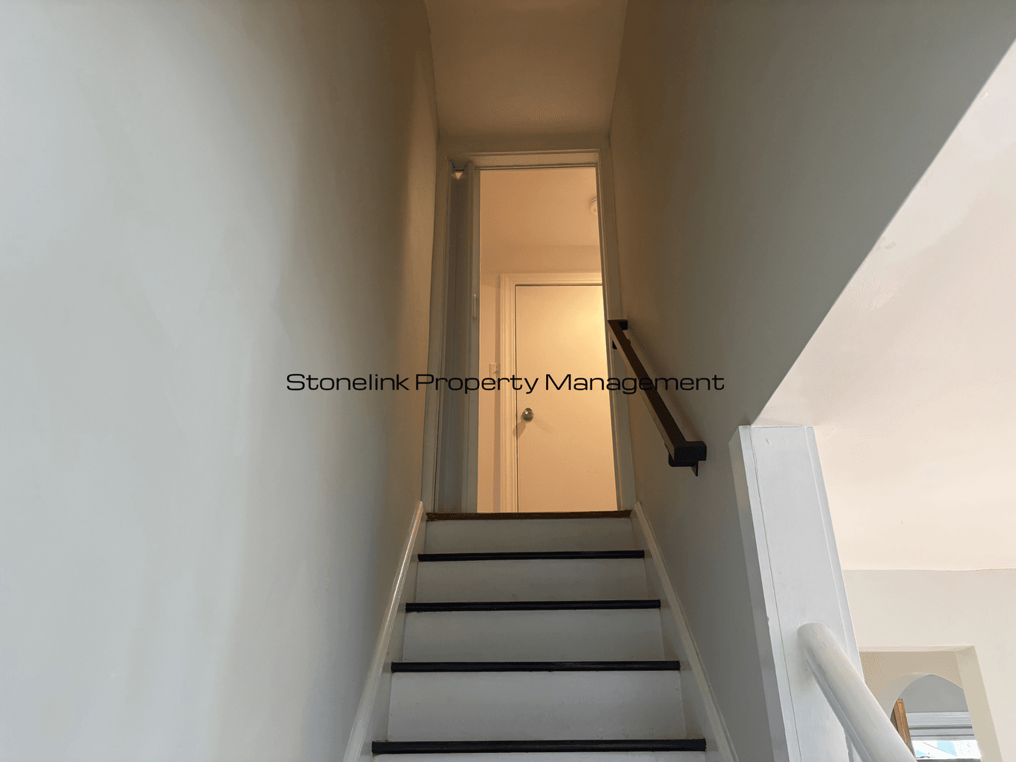 Pawtucket House: 80 Pollard Avenue
