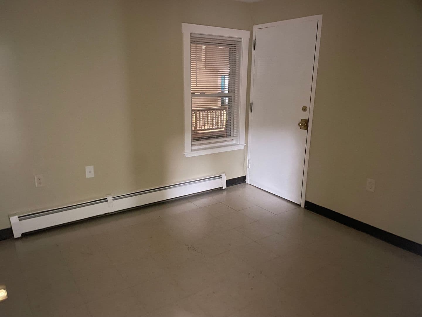Central Falls Apartment: 212-214 Washington Street