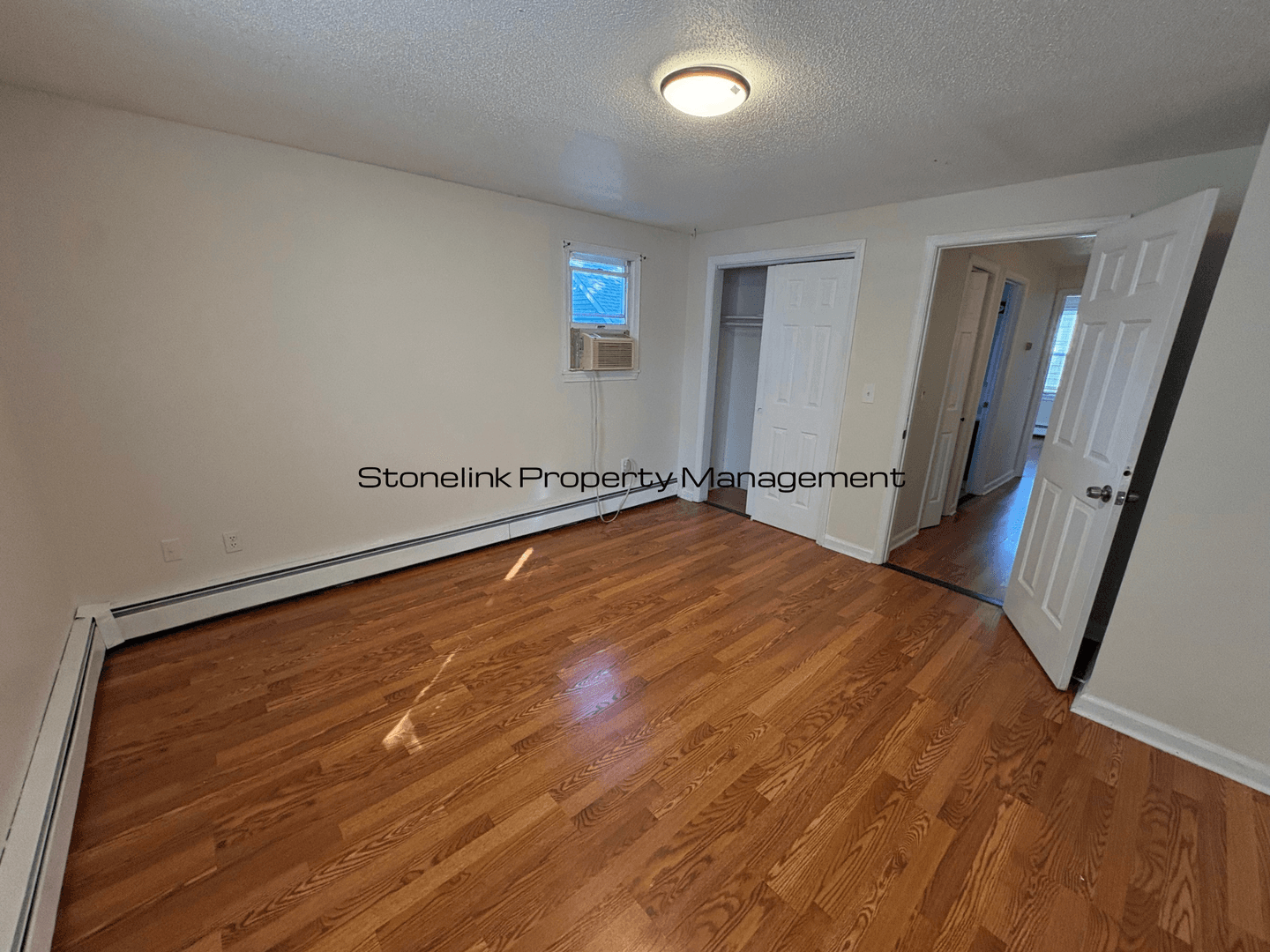 Providence Townhome: 104 Sisson Street