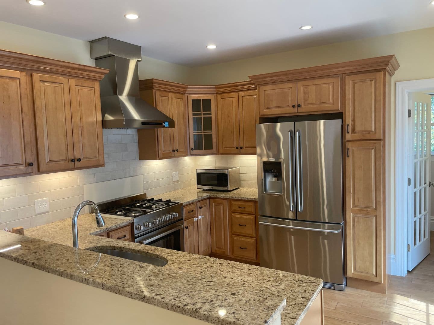 Providence Apartment: 27-29 Elmway Street