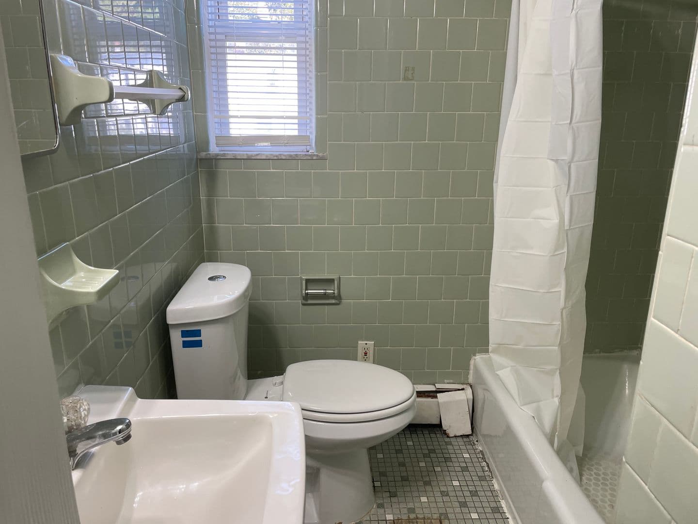 North Providence Apartment: 2-20 Langsberries Avenue