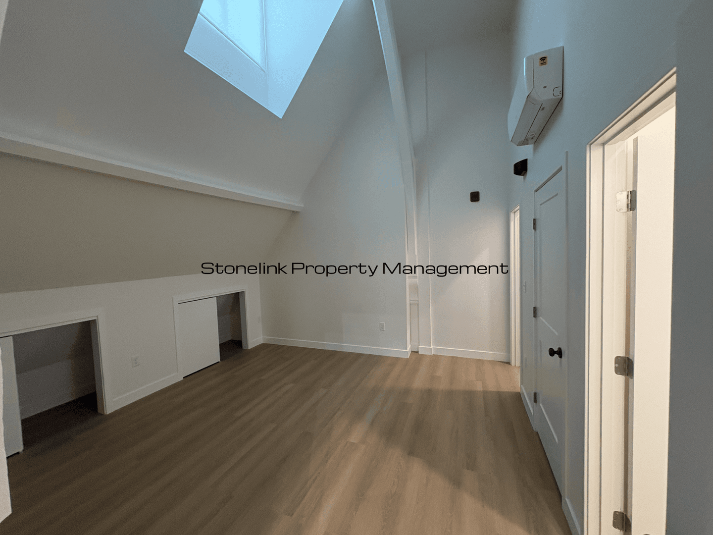 Providence Apartment: 265 Manton Avenue
