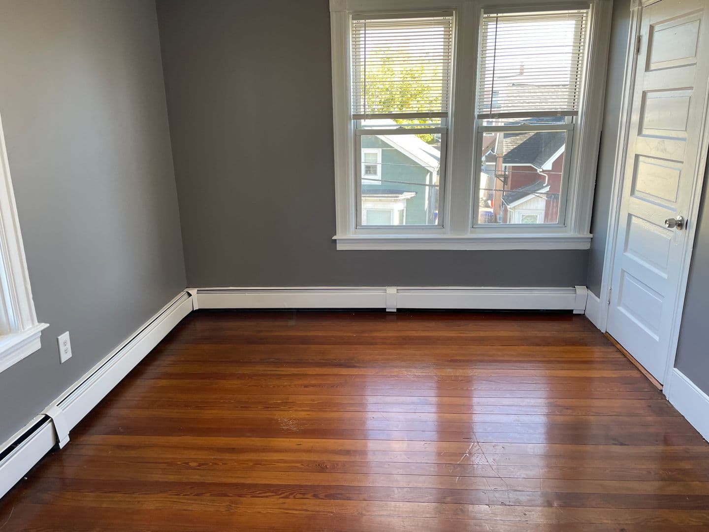 Pawtucket Apartment: 94 Lonsdale Avenue / 6 Lewis Street