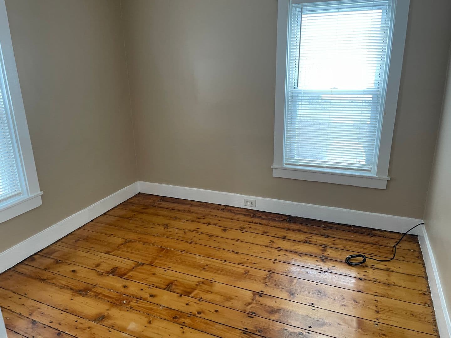 Pawtucket Apartment: 183-185 Harrison Street