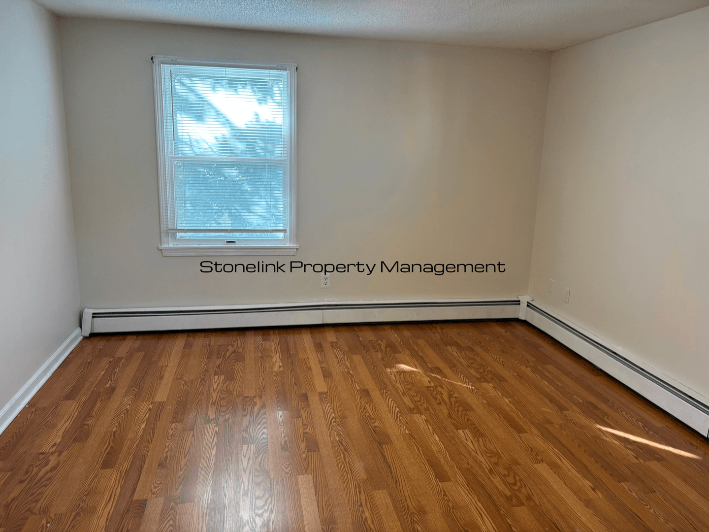Providence Townhome: 104 Sisson Street