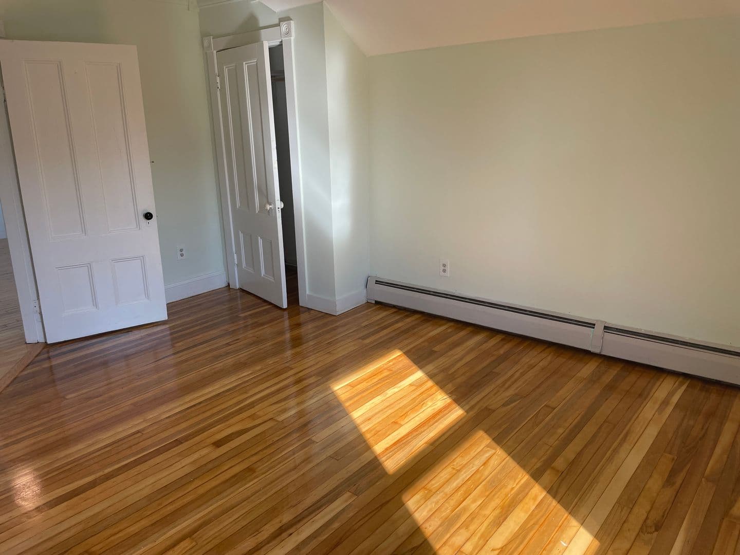 Pawtucket Apartment: 524 Central Avenue