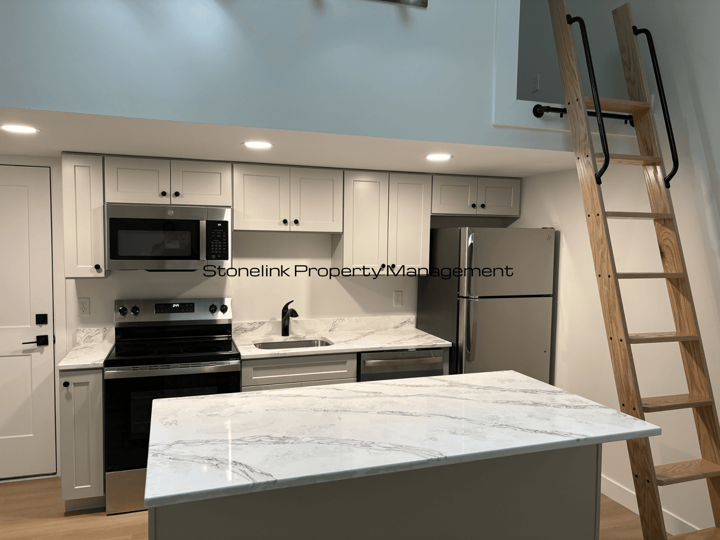 Providence Apartment: 265 Manton Avenue