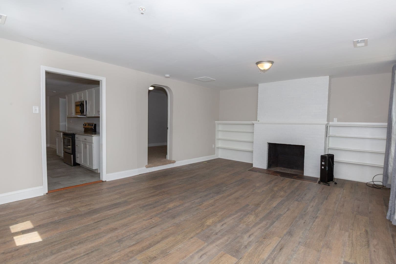 Martinsburg Apartment: 212 W Burke St