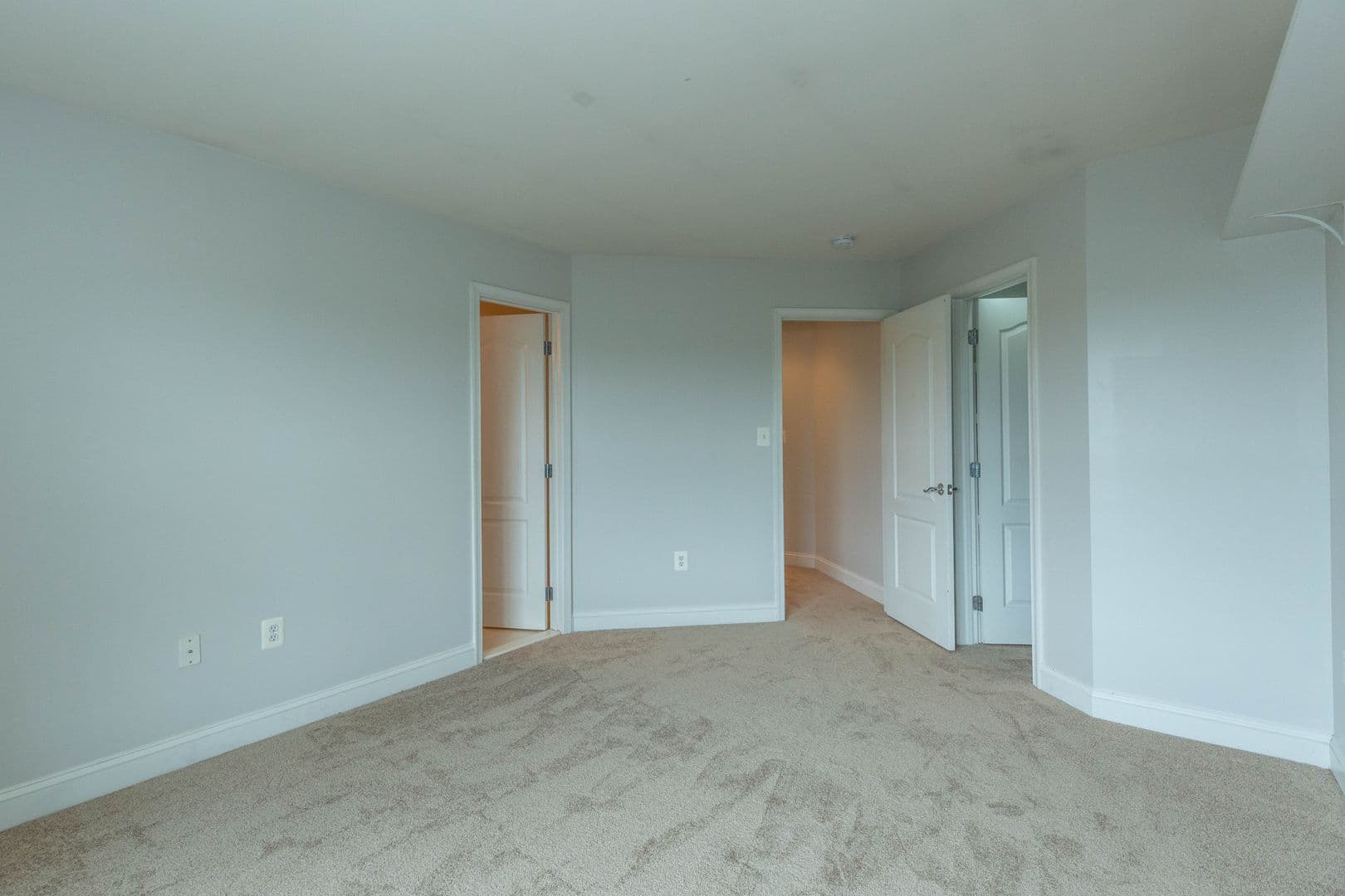 Martinsburg House: 391 Sheerer Dr