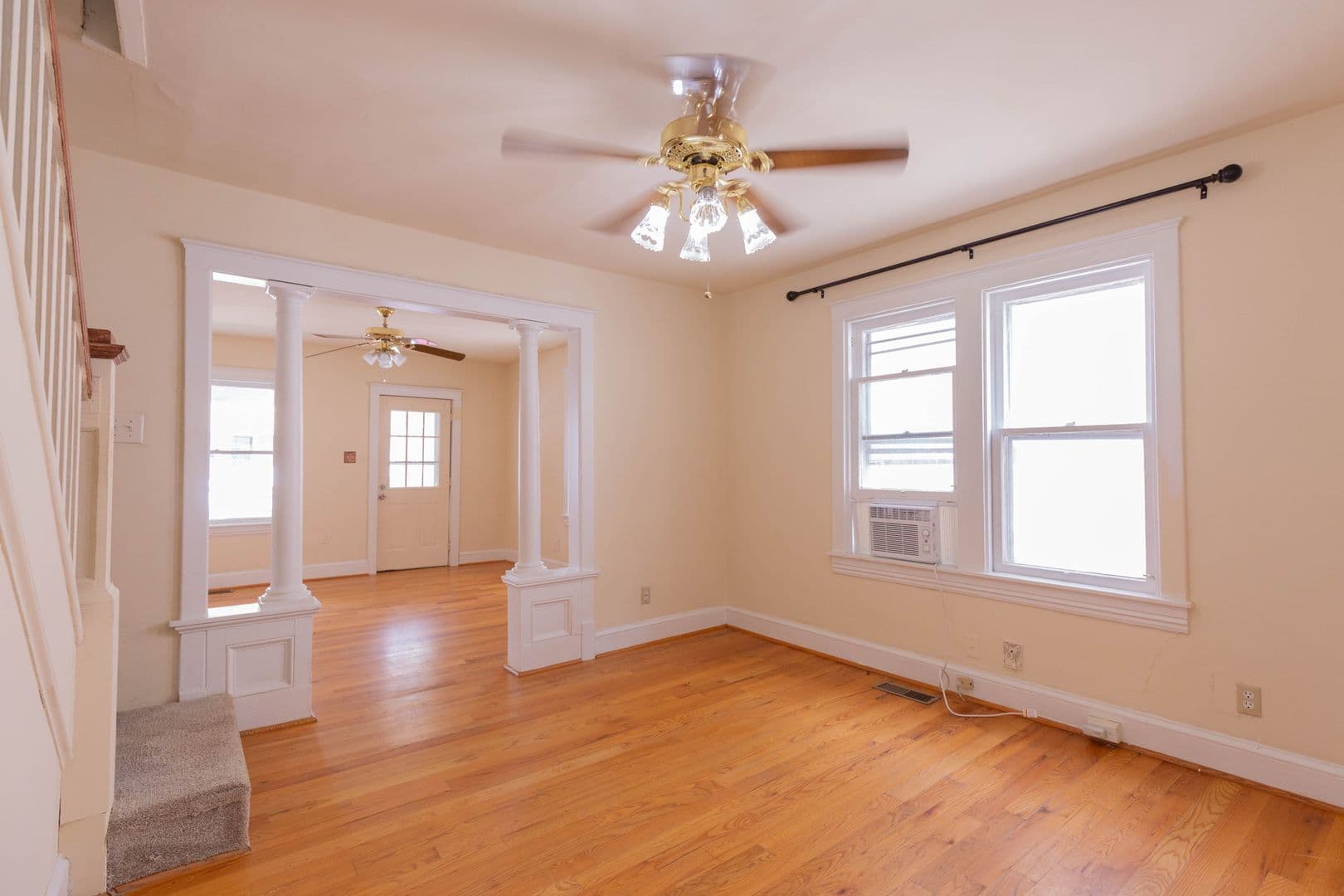 Martinsburg House: 124 S Kentucky Ave