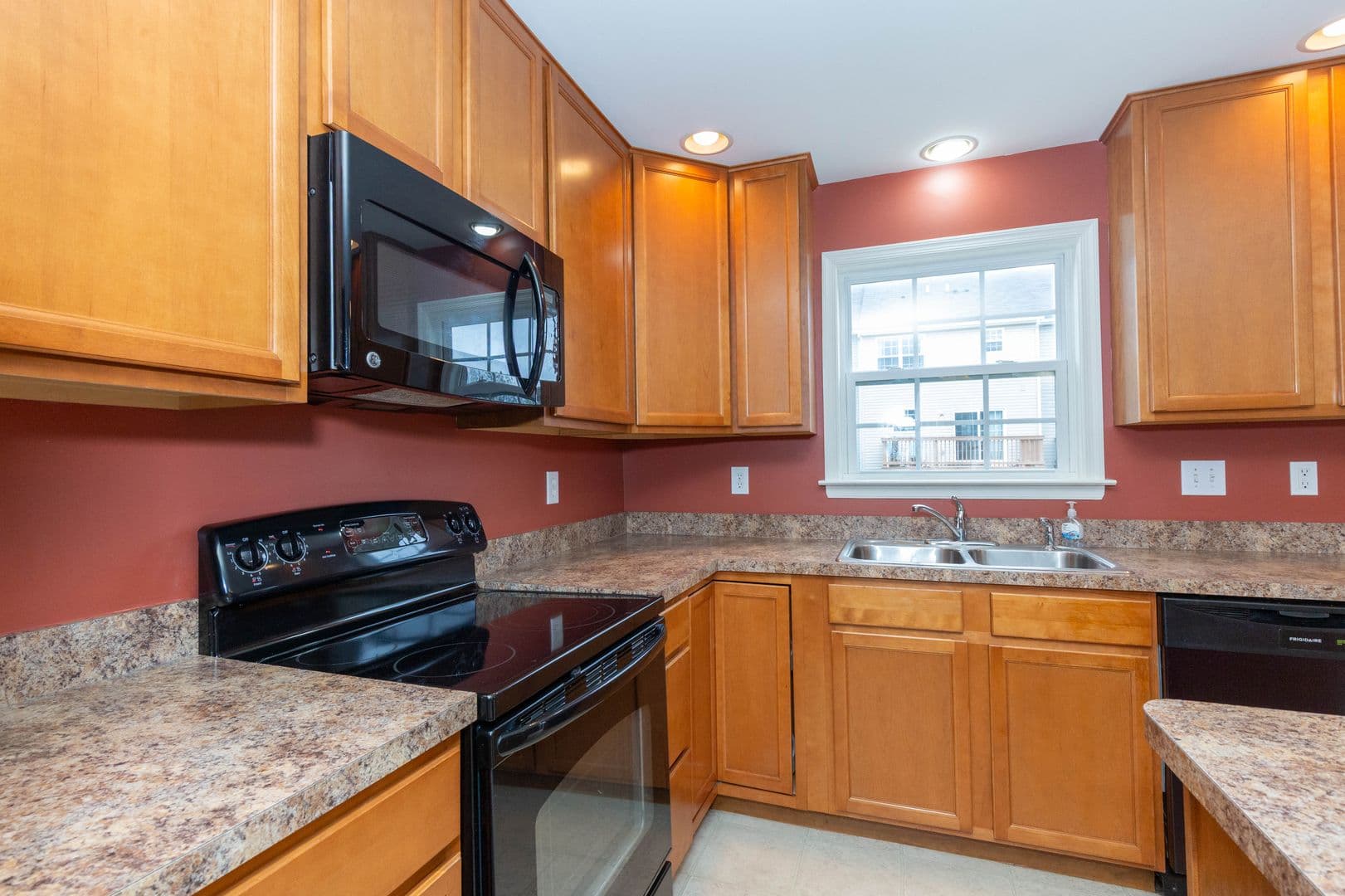 Martinsburg House: 228 Morlatt Lane