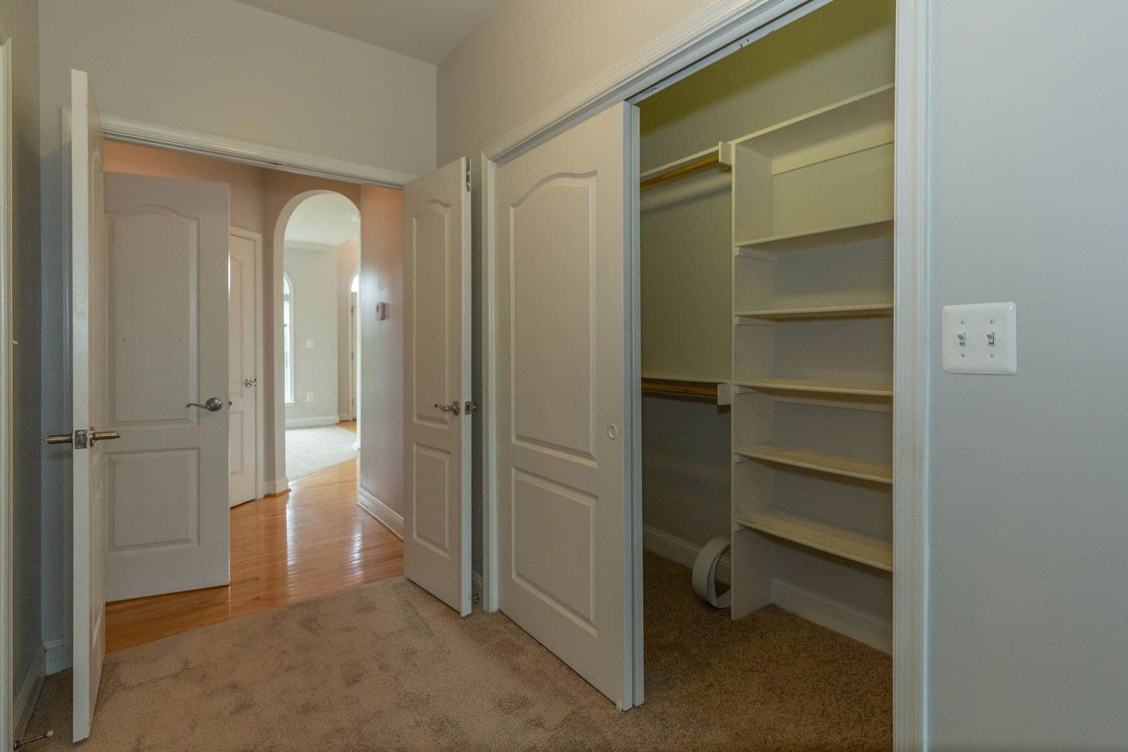 Martinsburg House: 391 Sheerer Dr