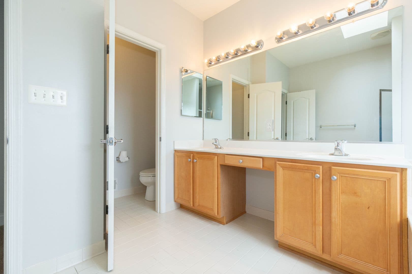 Martinsburg House: 391 Sheerer Dr