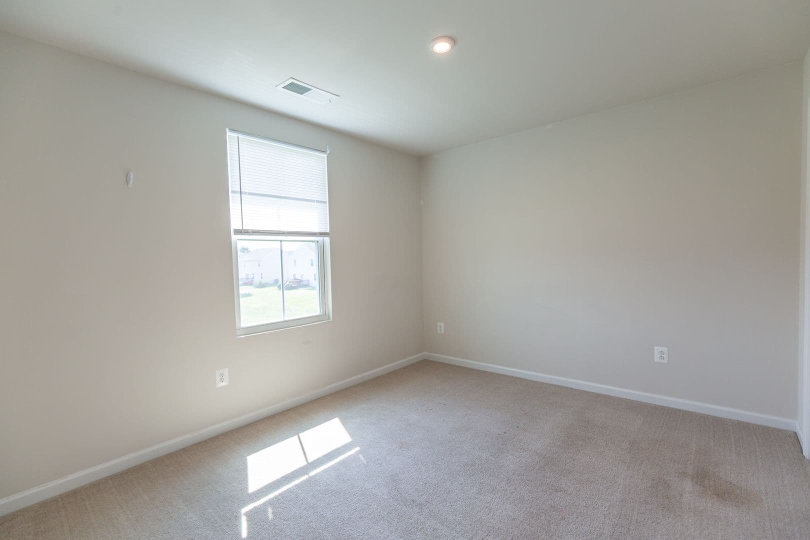 Bunker Hill House: 228 Chandlers Glen