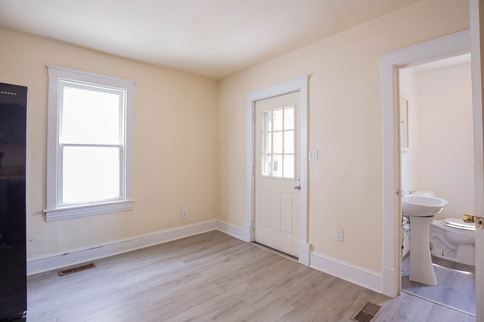 Martinsburg House: 124 S Kentucky Ave