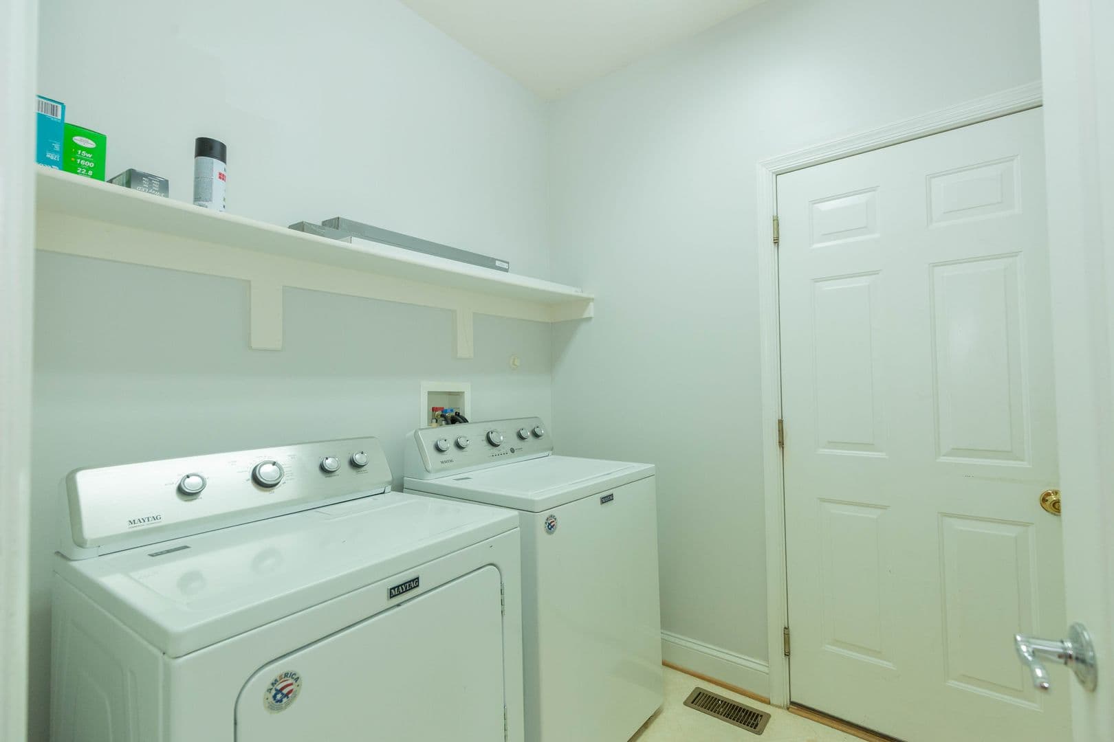 Martinsburg House: 391 Sheerer Dr