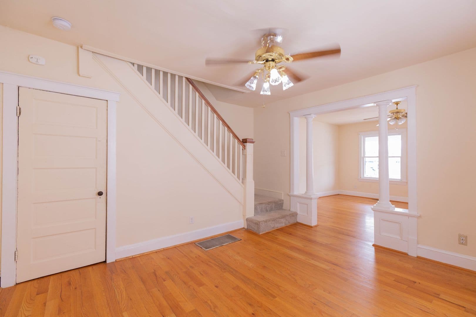 Martinsburg House: 124 S Kentucky Ave