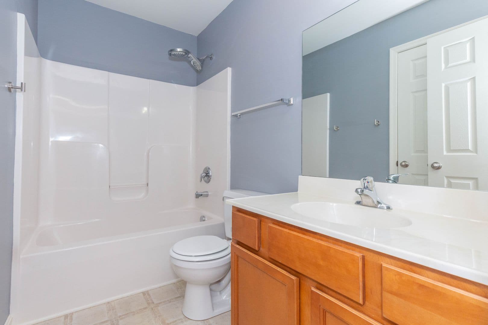 Martinsburg House: 228 Morlatt Lane