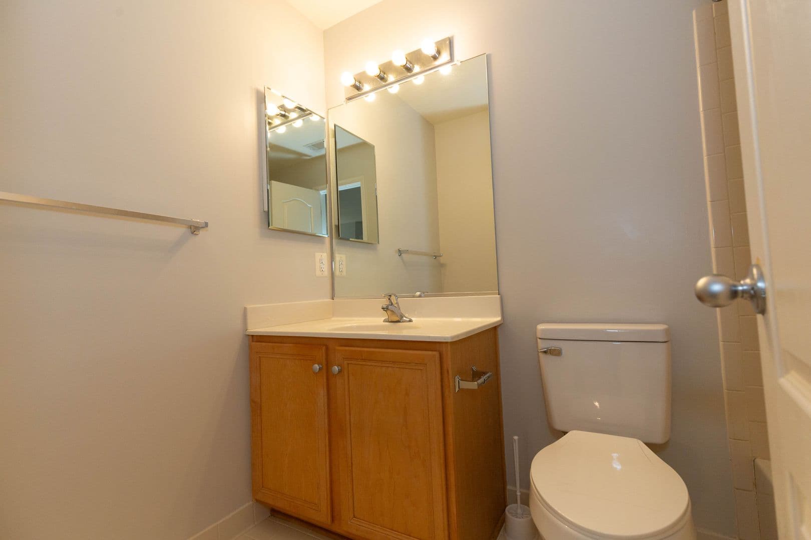 Martinsburg House: 391 Sheerer Dr
