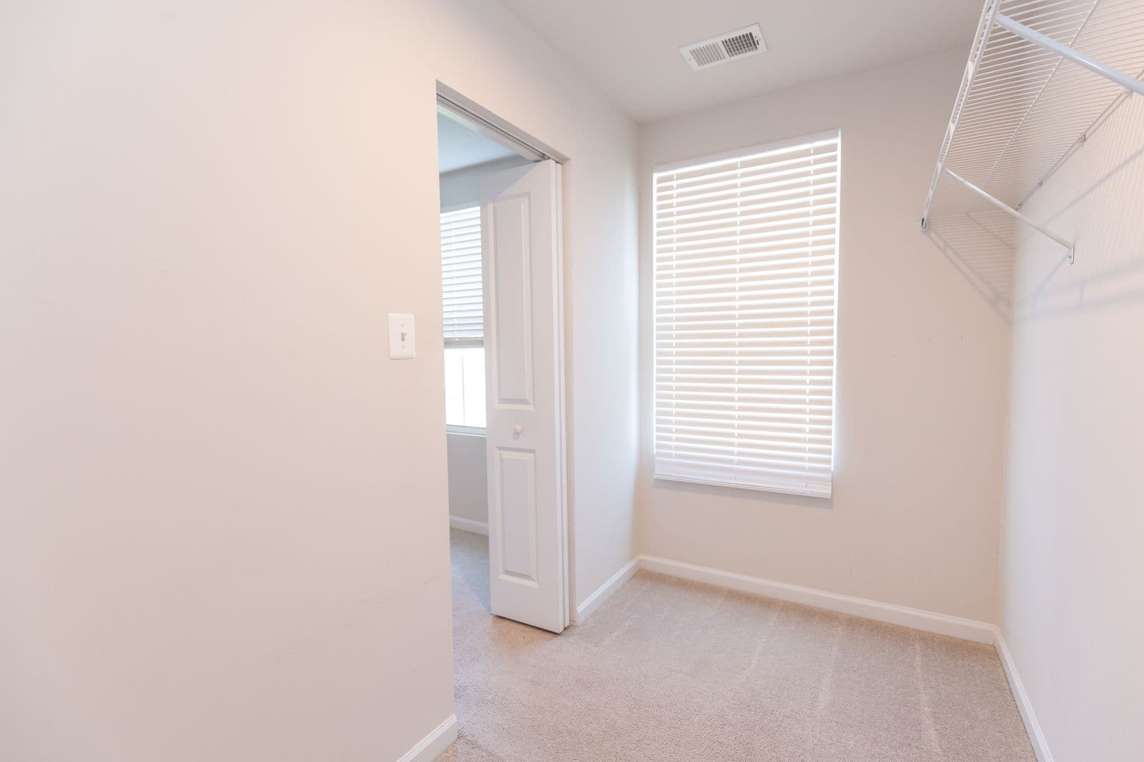 Bunker Hill House: 228 Chandlers Glen