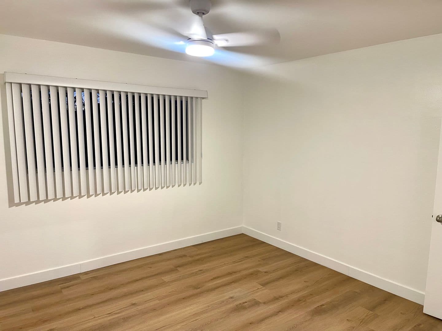 LONG BEACH Apartment: 2501 E 4TH ST