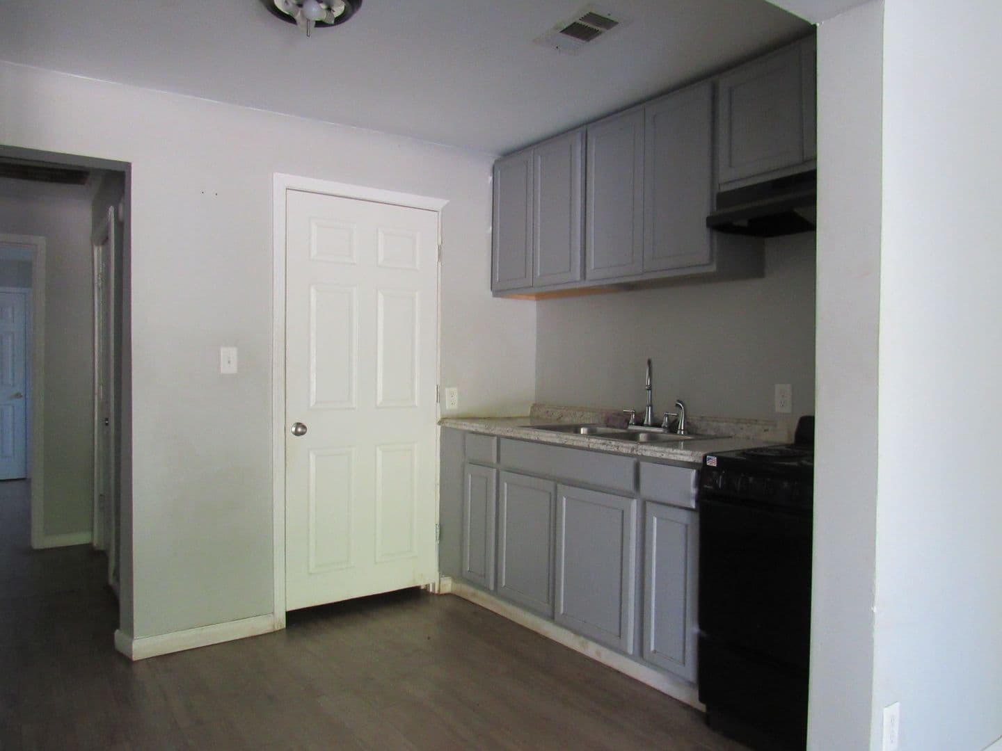 Little ROck Townhome: 1001 W 33rd B Street
