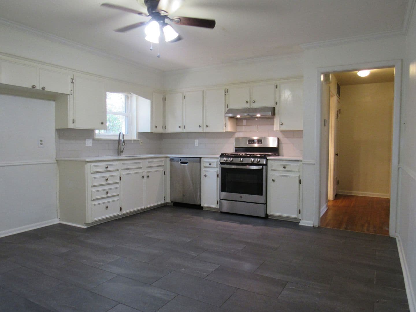 North Little Rock House: 6201 BlackHawk Drive