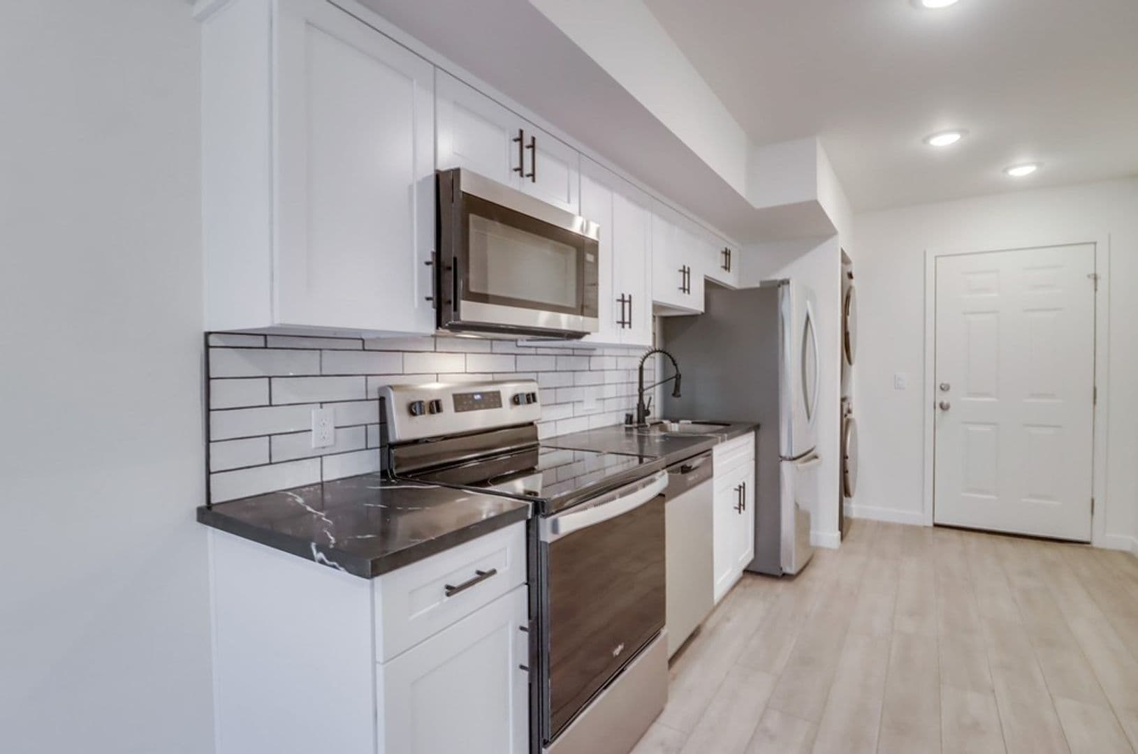 San Diego Apartment: 3626-3654 Eagle Street