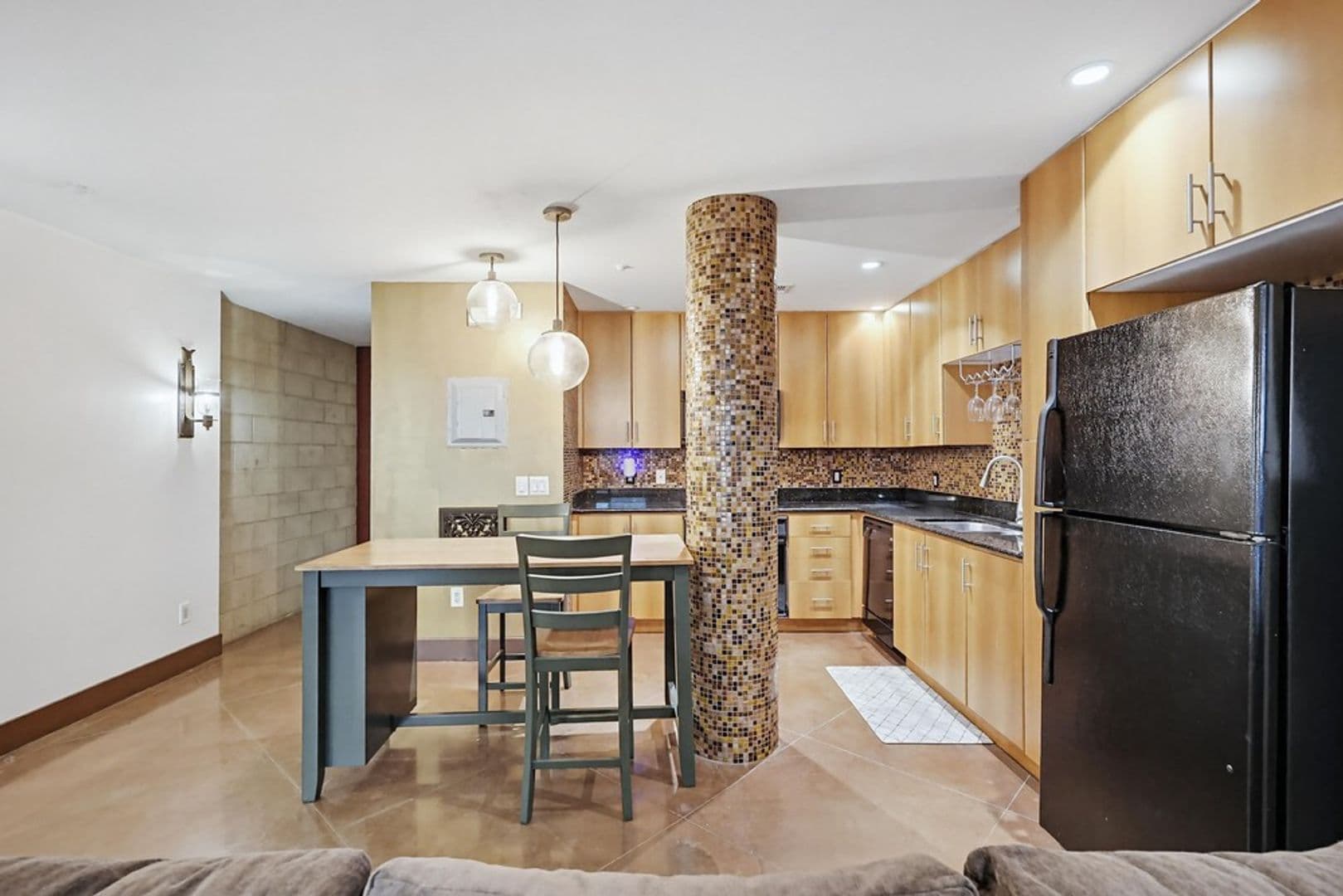 San Diego House: 1225 Island Ave Unit 111