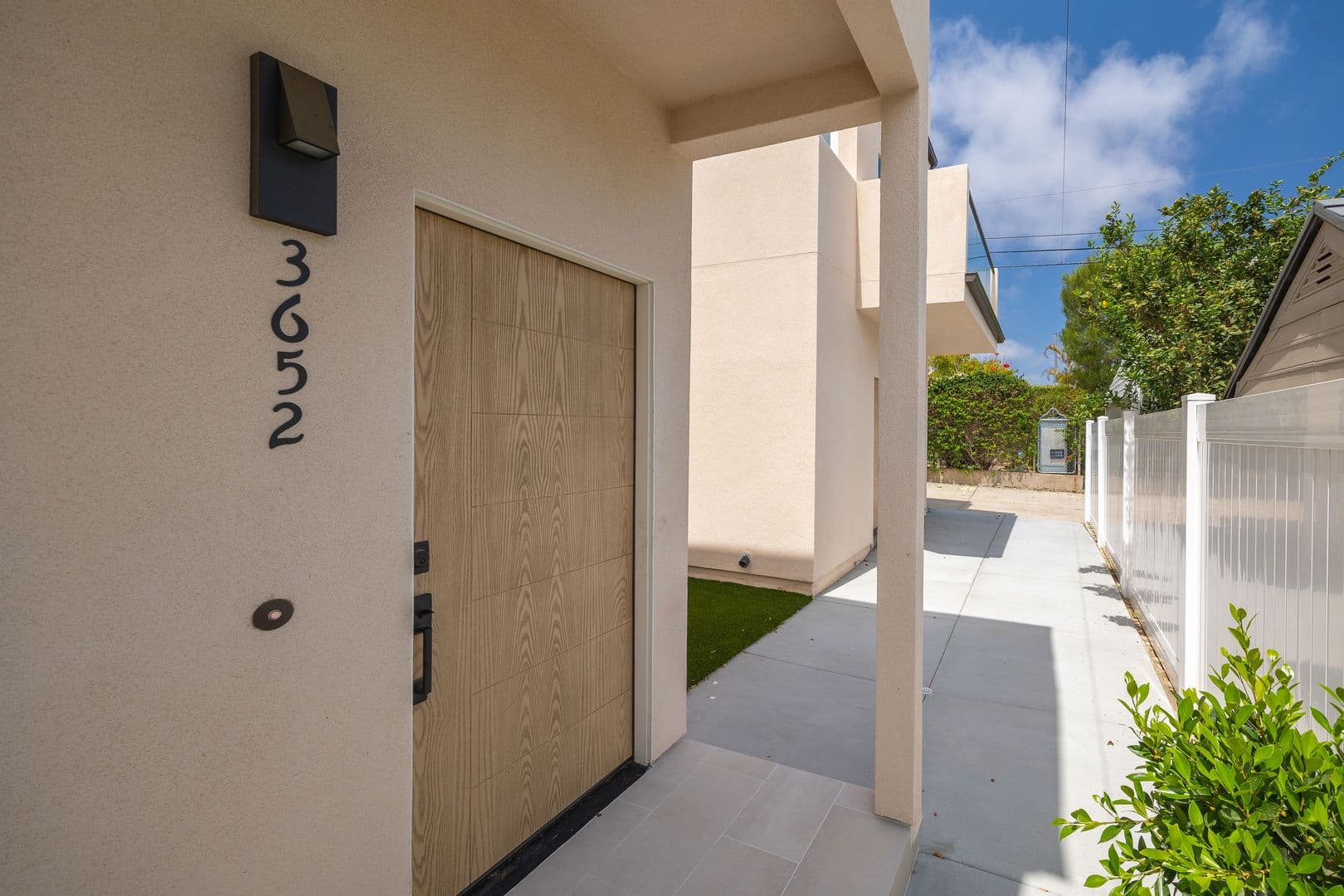 San Diego Apartment: 3650-3656 Quimby Street