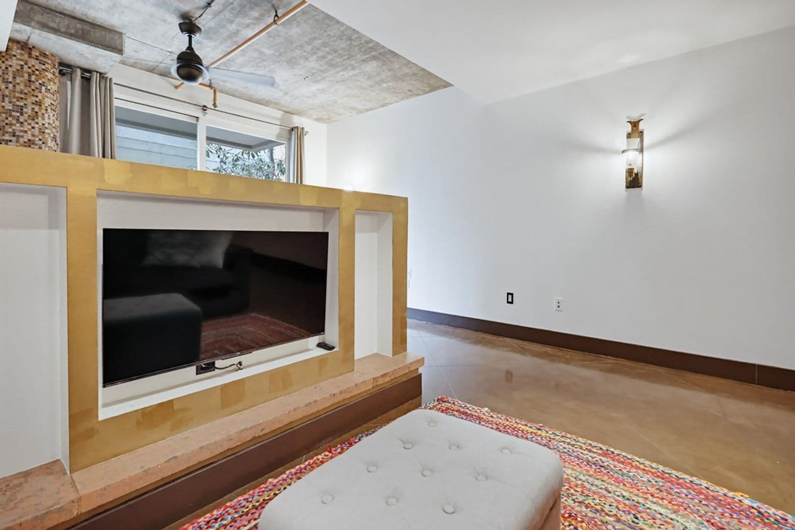 San Diego House: 1225 Island Ave Unit 111