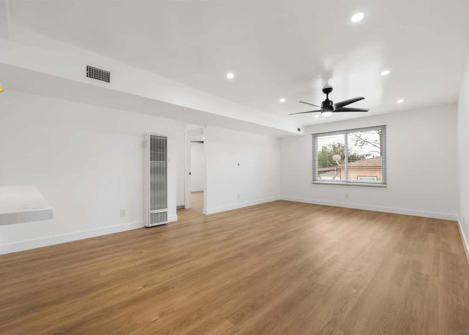 San Diego Apartment: 2715 A Street