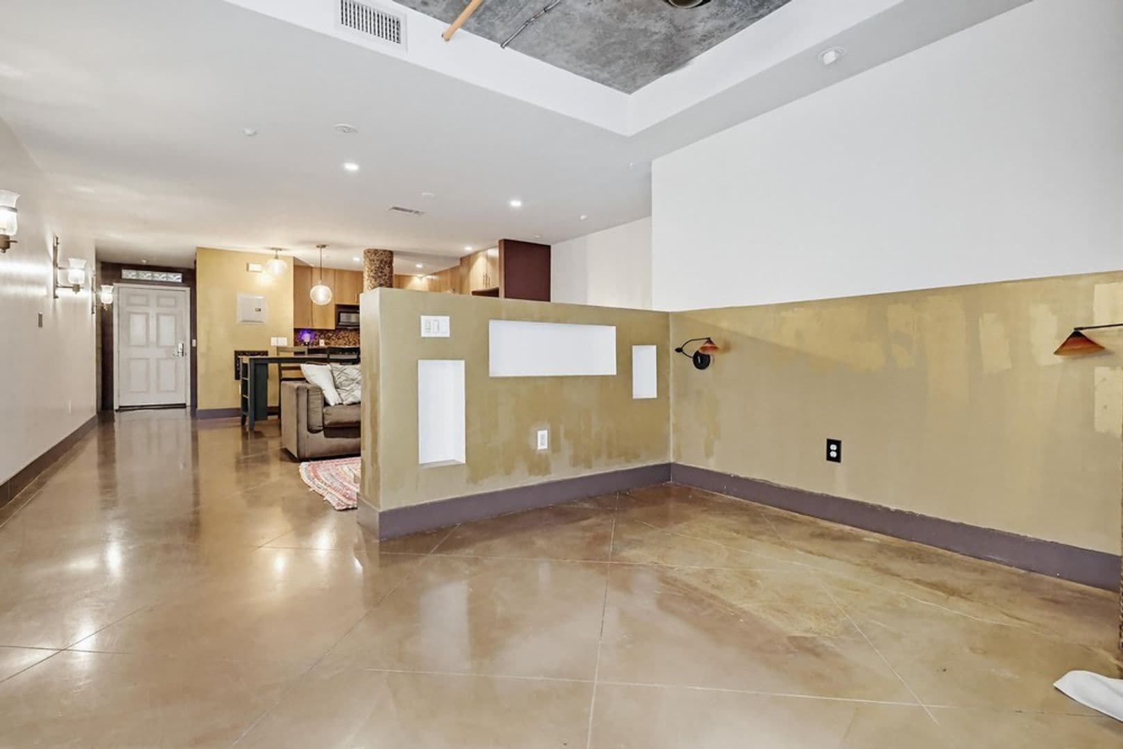 San Diego House: 1225 Island Ave Unit 111