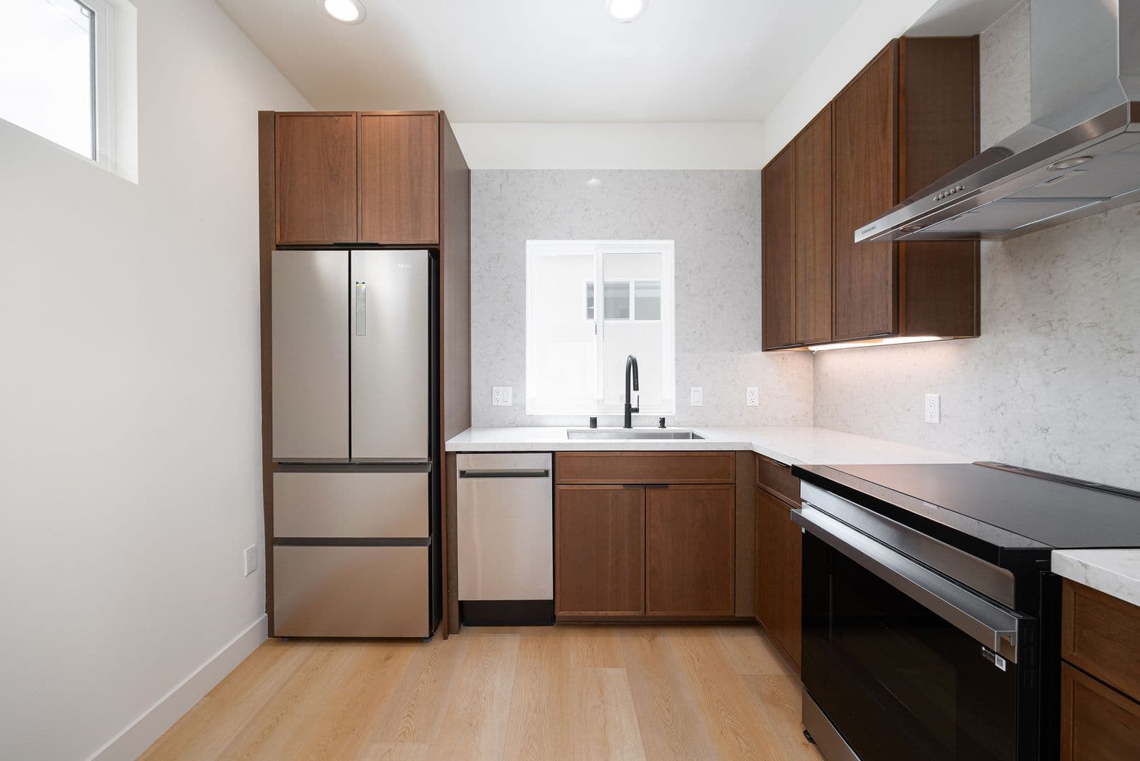 San Diego Apartment: 3650-3656 Quimby Street