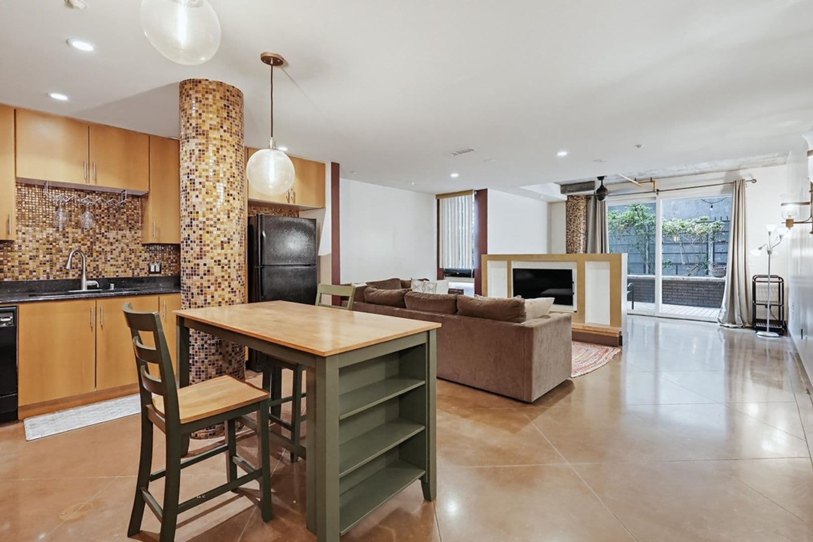 San Diego House: 1225 Island Ave Unit 111