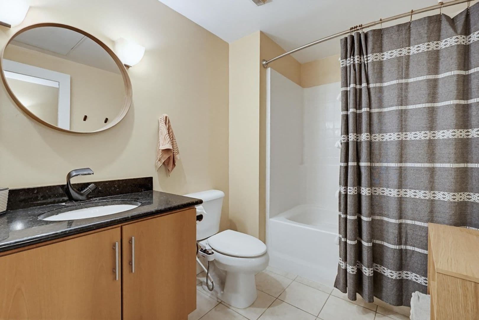 San Diego House: 1225 Island Ave Unit 111