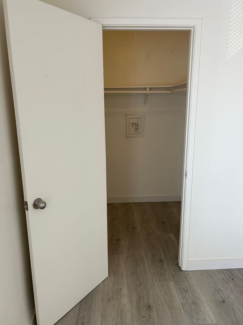 La Mesa Apartment: 7111 Waite Drive