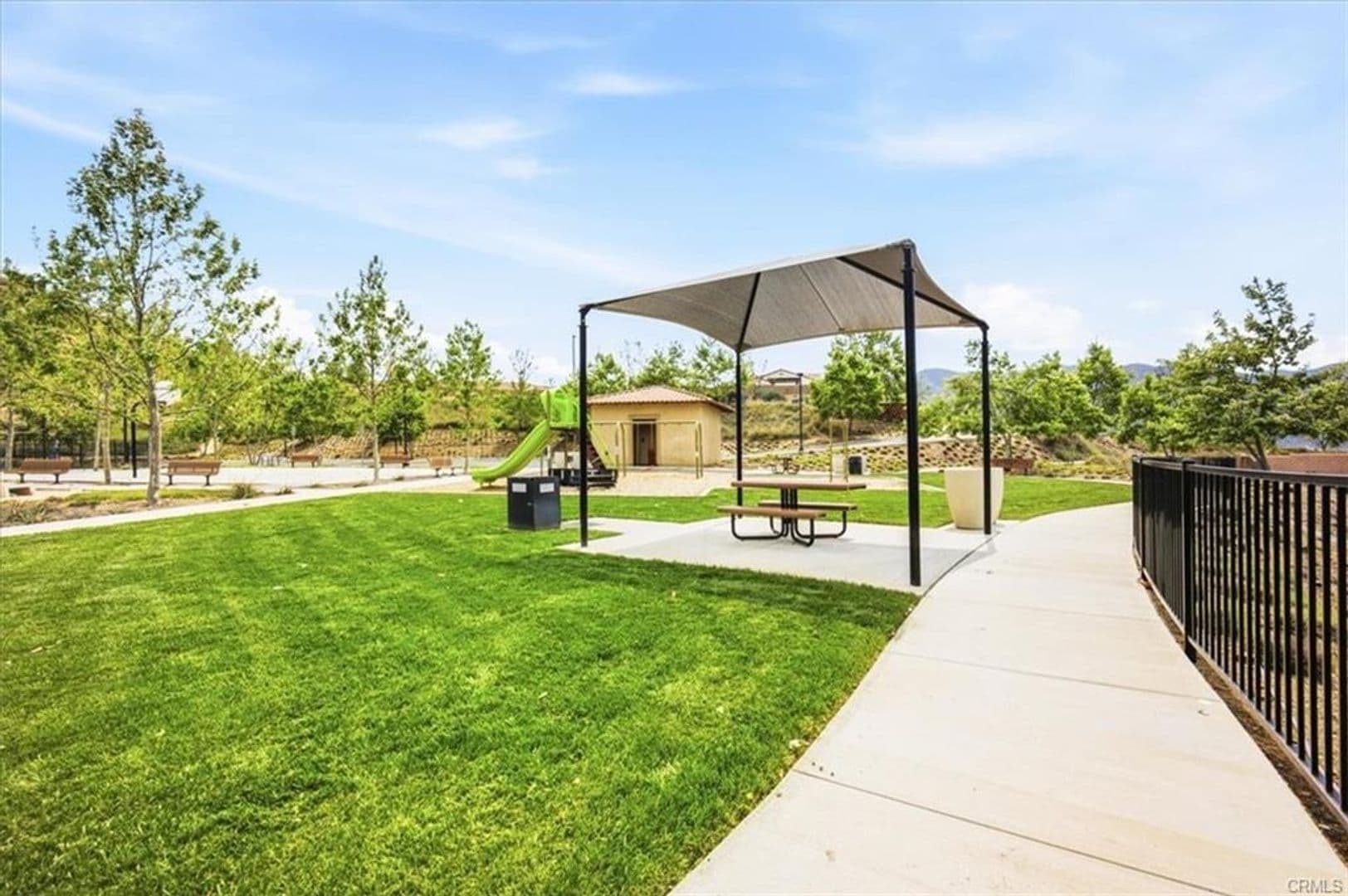 Corona House: 11767 Trailwood Court