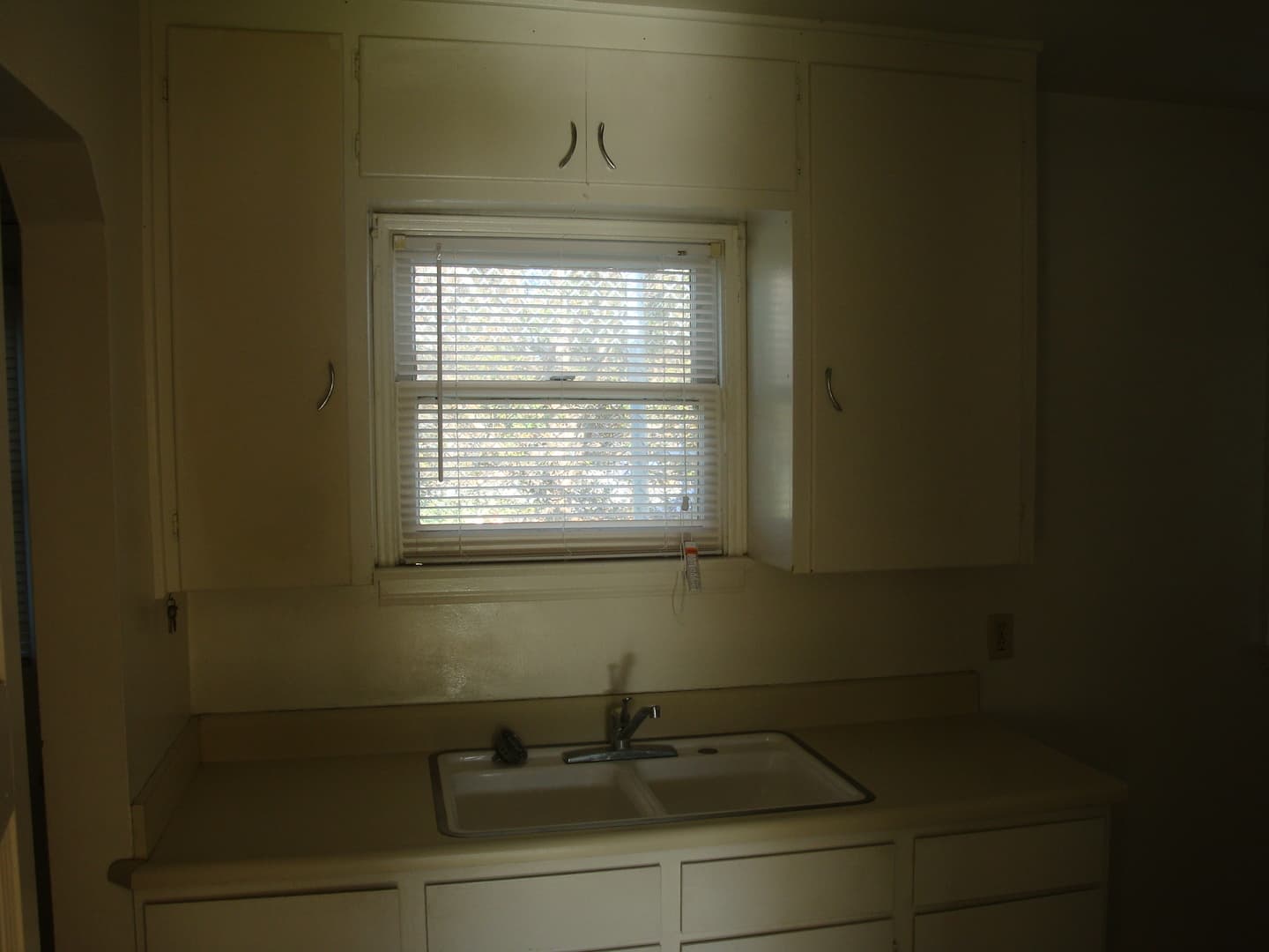 Ontario Apartment: 210-220 W. D St