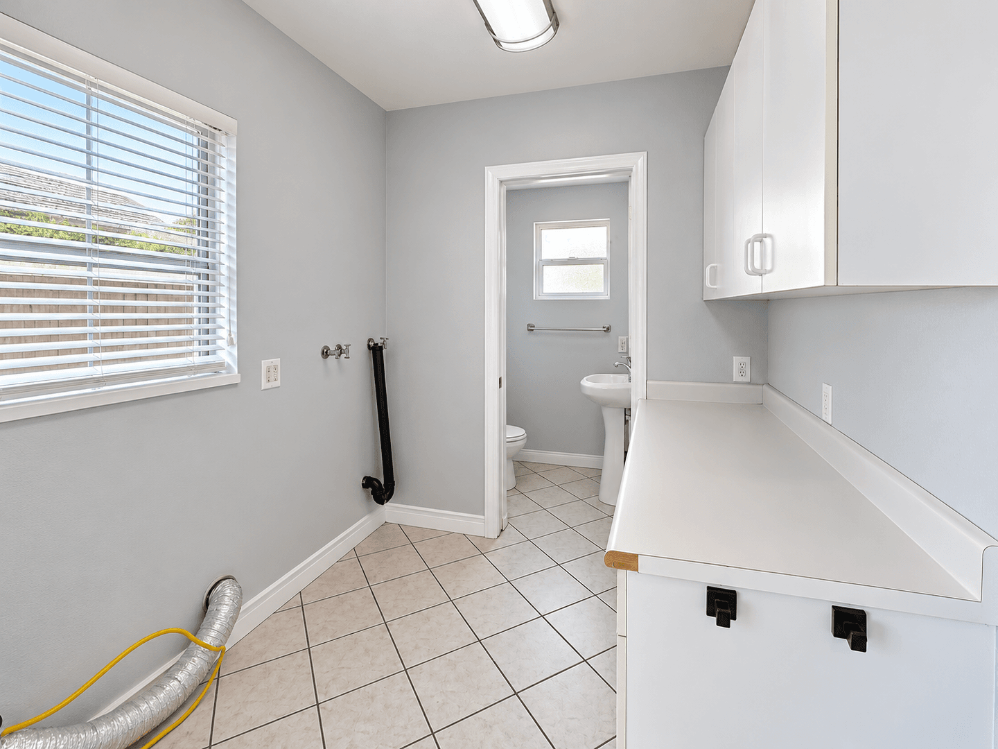 Pomona House: 943 Washington Avenue