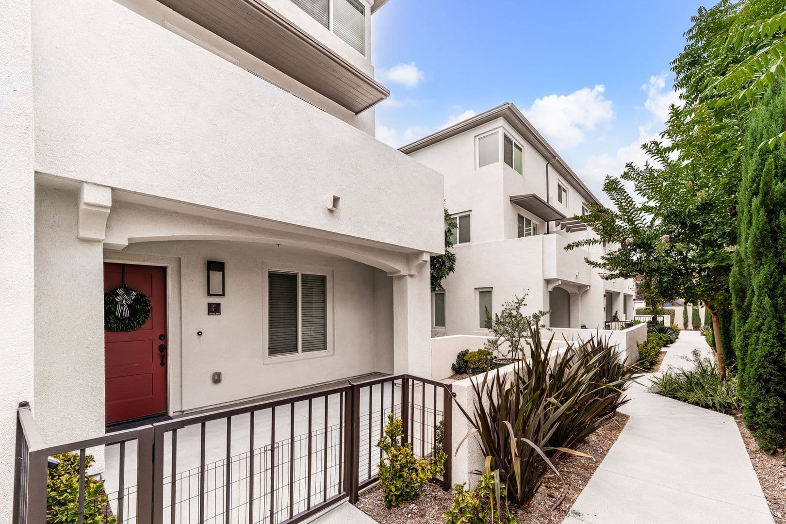 Montebello House: 129 N. 5th St. #F