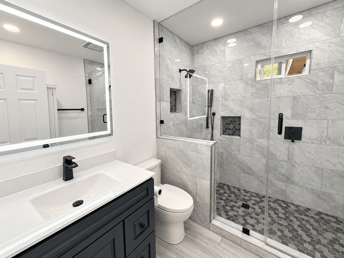 Pomona House: 943 Washington Avenue