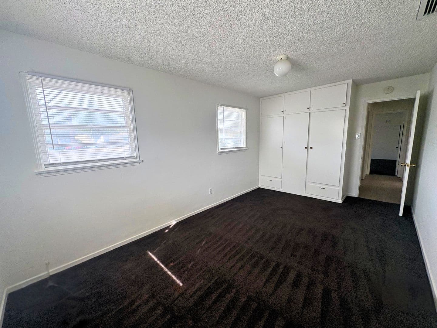 Ontario Apartment: 210-220 W. D St