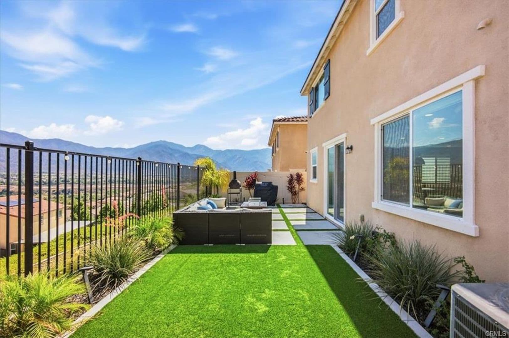 Corona House: 11767 Trailwood Court